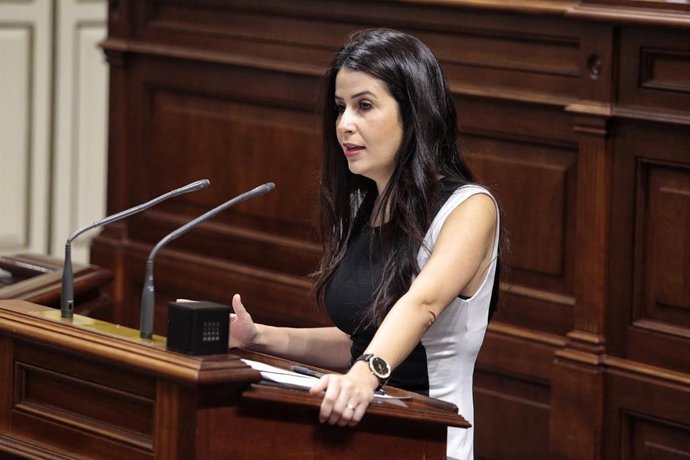 Archivo - Melodie Mendoza, diputada de Agrupación Socialista Gomera (ASG)