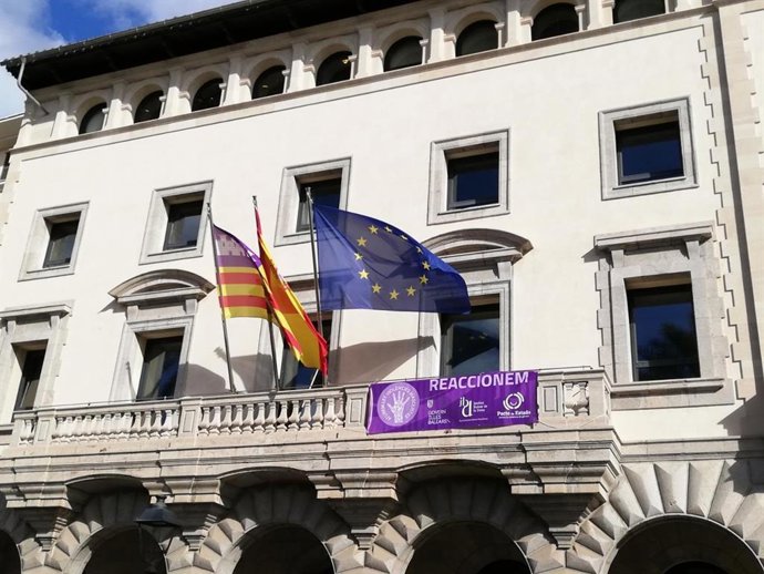 El Govern se suma a la conmemoración del Día Internacional para la Eliminación de la Violencia contra la Mujer.