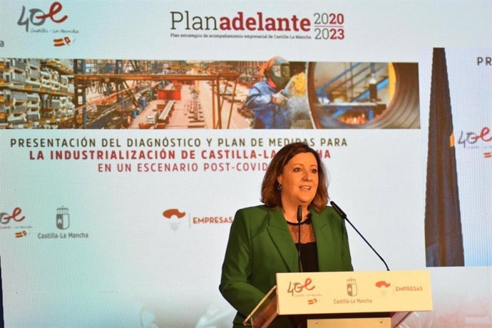 A consejera de Economía, Empresas y Empleo, Patricia Franco, inaugura la jornada de presentación del Diagnóstico y Plan de Medidas para la Industrialización de Castilla-La Mancha en un escenario post-COVID.