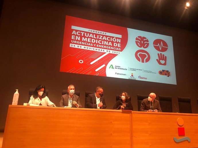 Jornadas organizadas por el Servicio Provincial de la Empresa Pública de Emergencias Sanitarias (EPES 061)  en la Escuela Técnica Superior de Ingeniería de Sevilla.