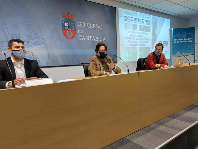 El director general de Sodercan, José Antonio García, en el taller de trabajo para ayudar a las pymes innovadoras a elaborar proyectos financiables por Horizonte Europa.