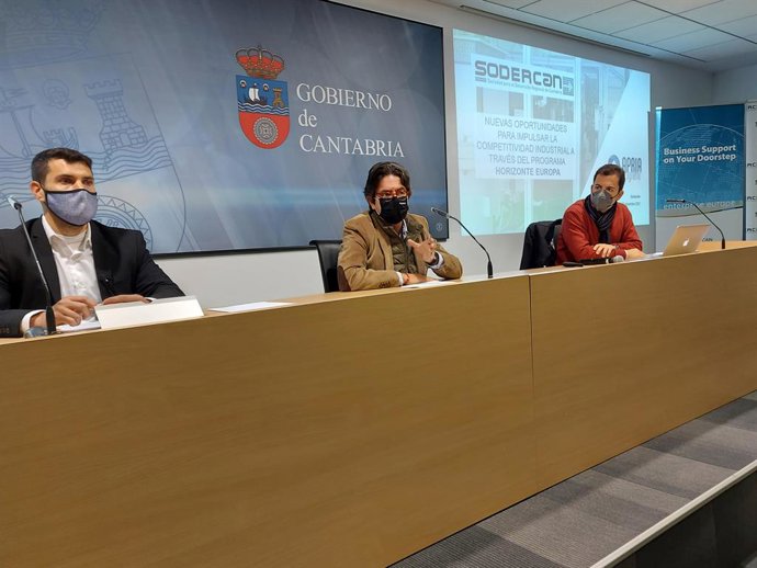 El director general de Sodercan, José Antonio García, en el taller de trabajo para ayudar a las pymes innovadoras a elaborar proyectos financiables por Horizonte Europa.