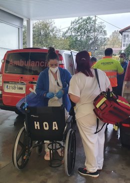 Evacuación de pacientes del Hospital de Arriondas.