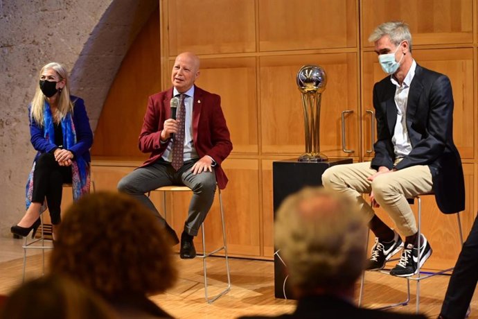 Presentación de la Copa del Rey de Baloncesto en la Alhambra