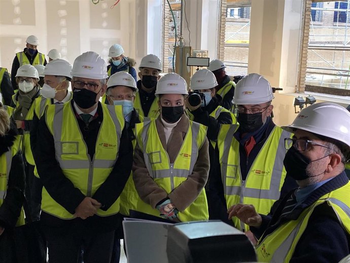 Lambán y Maru Díaz han visitado las obras esta mañana.