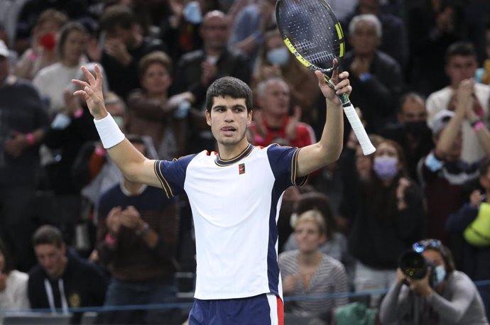 Carlos Alcaraz of Spain celebrates his first round victory over Pierre-Hughes Herbert of France during day 2 of the Rolex Paris Masters 2021, an ATP Masters 1000 tennis tournament on November 2, 2021 at Accor Arena in Paris, France - Photo Jean Catuffe 