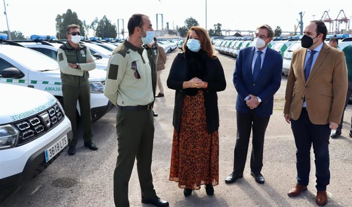 Junta destaca la "renovación en dos años del 75% de vehículos" de agentes de Medio Ambiente con la entrega de 290 coches