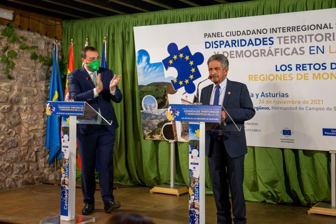 Los presidentes de Asturias y Cantabria. Adrián Barbón y Miguel Ángel Revilla, clausuran el panel ciudadano interregional sobre 'Disparidades territoriales y demográficas de la UE: Los retos de las regiones de montaña'