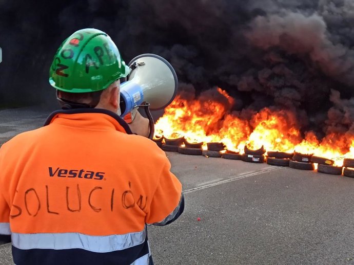 Trabajadores de Vestas retomaron las protestas este miércoles en O Barqueiro