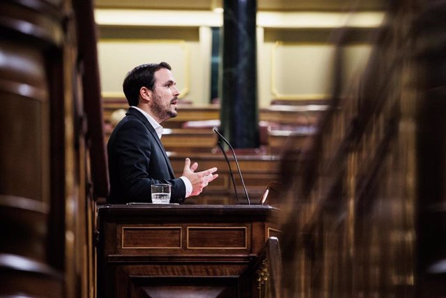 El ministro de Consumo, Alberto Garzón, interviene en una sesión plenaria en el Congreso 