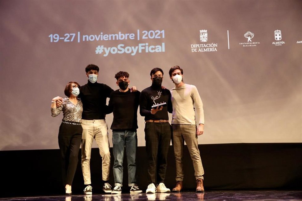El cortometraje 'Reinas' se alza con el premio del Concurso Maratón 48x3 de Fical.