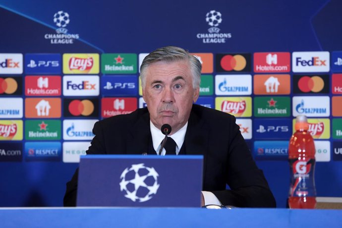 Archivo - 20 October 2021, Ukraine, Kyiv: Real Madrid head coach Carlo Ancelotti attends a press conference following the UEFA Champions League Group D soccer match against Shakhtar Donetsk. Photo: -/Ukrinform/dpa