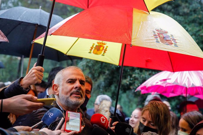 El líder de Cs a Catalunya, Carlos Carrizosa, en l'acte de S'ha Acabat! a la UAB