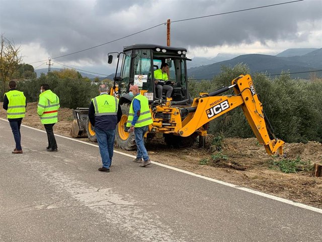 Visita a las obras de emergencia en Villacarrillo