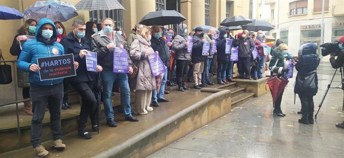 Concentración de UGT con motivo de la conmemoración el 25 de noviembre del Día Internacional para la Eliminación de la Violencia contra las Mujeres.