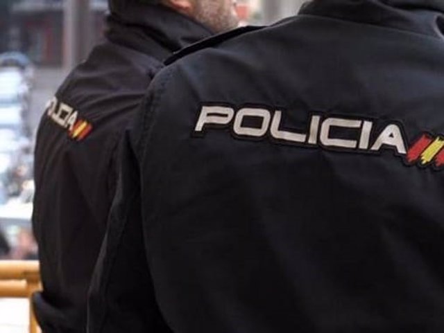 Policía Nacional y Guardia Civil desarrollan un operativo contra el tráfico de drogas en el Camí de Fondo