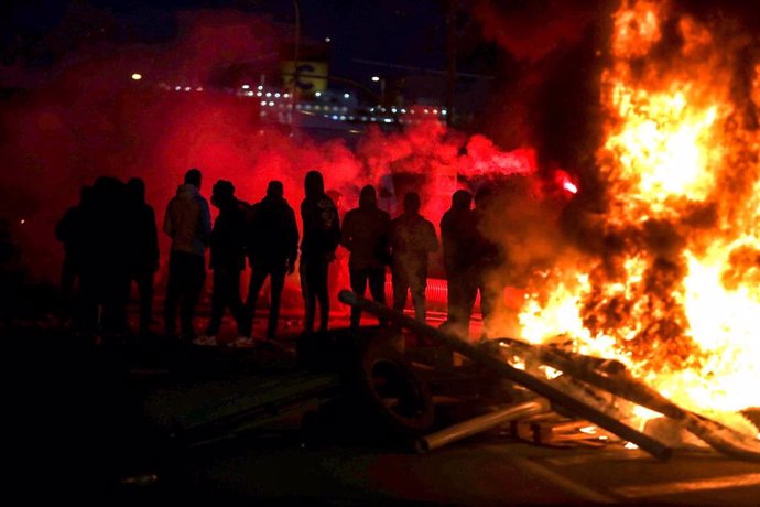 Barricada en la huelga del metal en Cádiz.