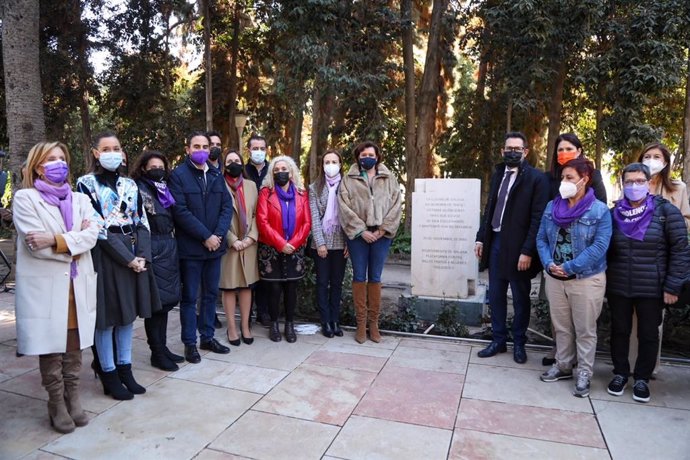 Málaga homenajea a las víctimas de la violencia de género