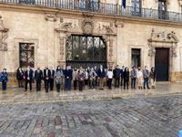 El Ayuntamiento de Palma se suma con un minuto de silencio al Día contra la violencia contra las mujeres
