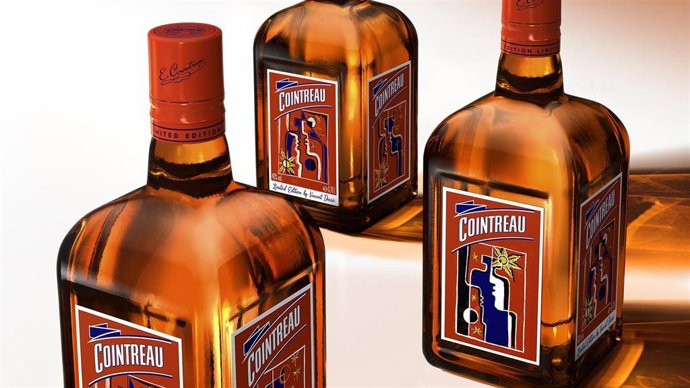 Archivo - Recurso de licores de la compañía franesa Rémy Cointreau.
