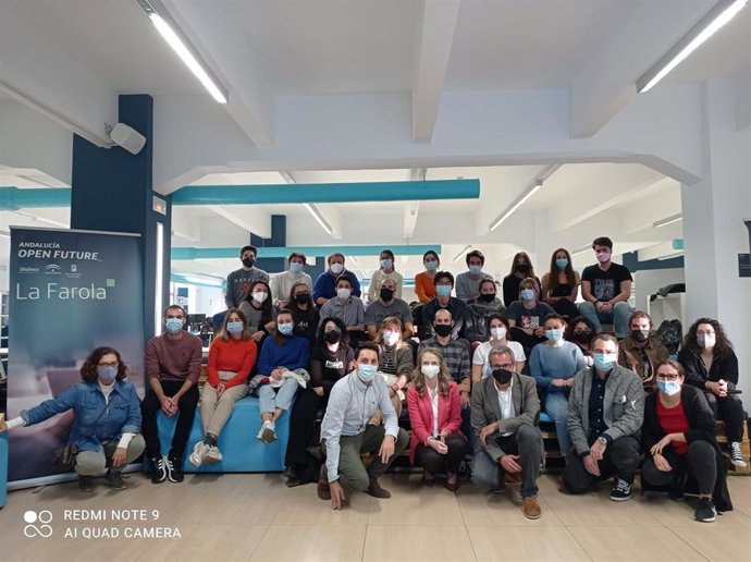 Estudiantes de la UMA exploran oportunidades de emprendimiento con 'startups' de La Farola