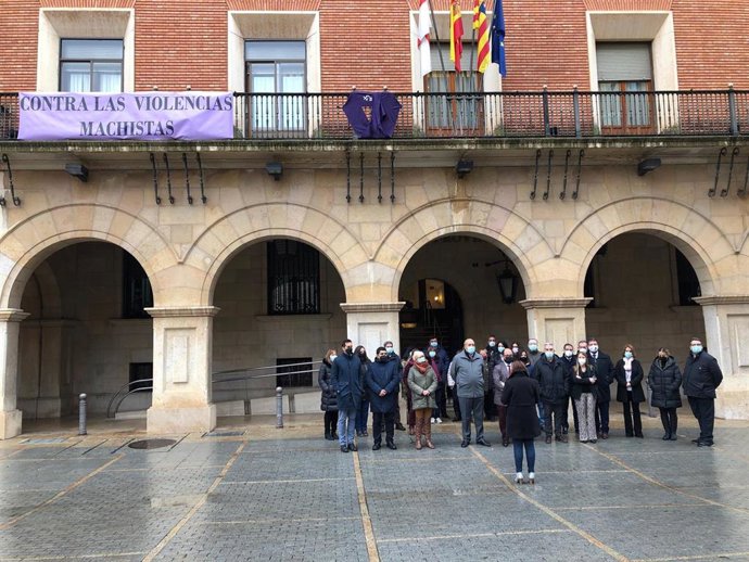 La Diputacion de Teruel ha conmemorado el Día de la Eliminación de la Violencia contra la Mujer.