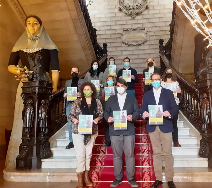 Cort considera "insuficientes" las leyes antitabaco y pide al Govern que mantenga las medidas impuestas por la COVID-19