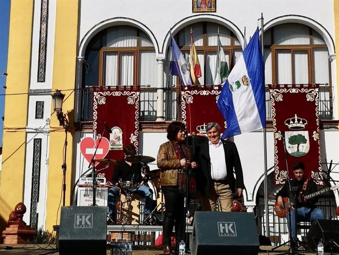 Acto en reconocimiento a Brumas