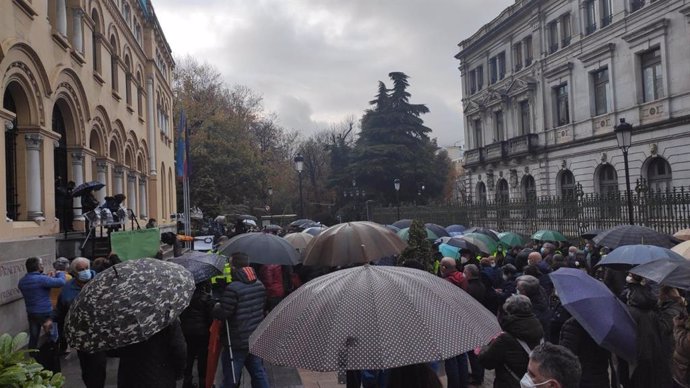 Manifestación en Oviedo por una atención primaria de calidad