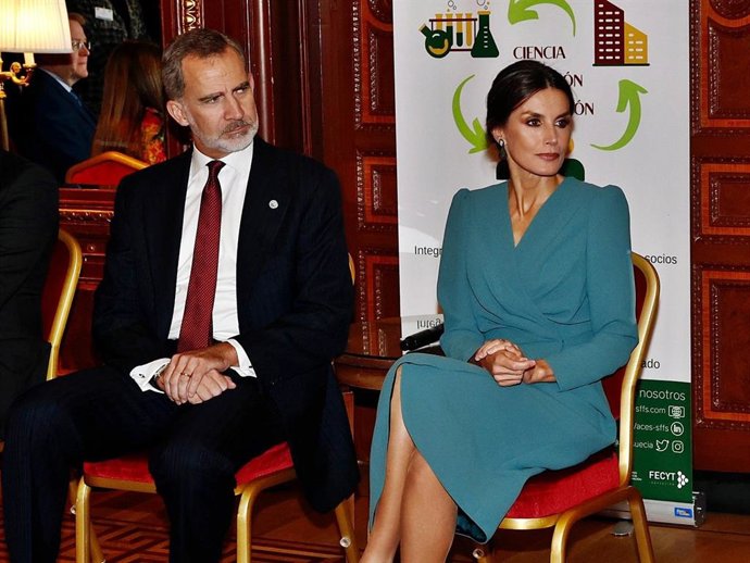 REY FELIPE Y DOÑA LETIZIA