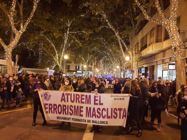 Manifestación contra la violencia machista en Palma.