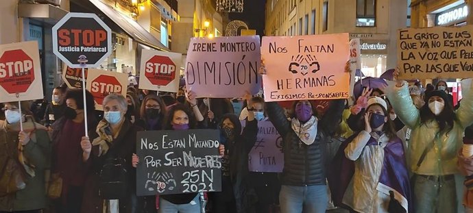 Manifestación en Sevilla contra la violencia hacia las mujeres