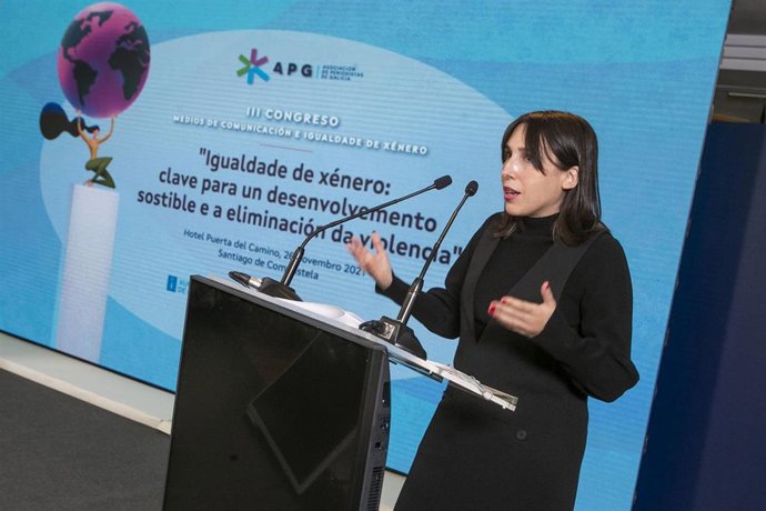 La conselleira de Emprego e Igualdade, María Jesús Lorenzana, en la inauguración del III Congreso Medios de Comunicación e Igualdade de la Asociación de Periodistas de Galicia.