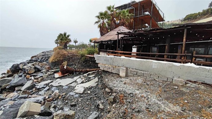 Daños del temporal de levante en el litoral sexitano