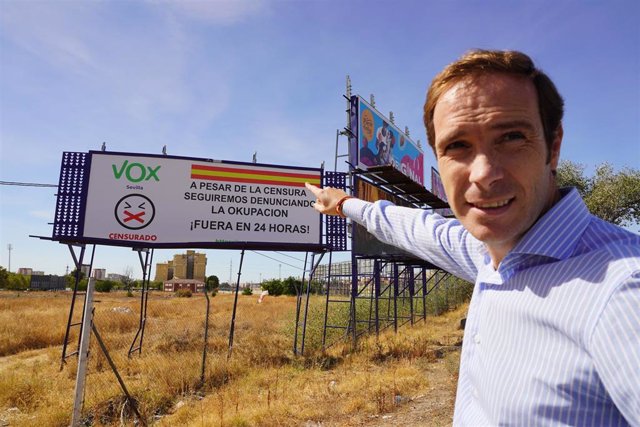 Archivo - El presidente de Vox en Sevilla, Javier Cortés, en una imagen de octubre de 2020.