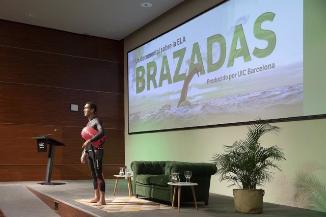 25.11.2021, Barcelona Presentació Del Documental "Brazadas, Un Documental Por La ELA", Produït Per La Uic, A L'aula Magna.    Foto: Jordi Play