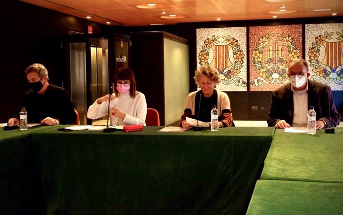 La directora general del Esmuc, Núria Sempere; la presidenta de la Fundació Orfeó Catal-Palau de la Música, Mariona Carulla, y el presidente de la Fundación Guinjoan, Franois Guinjoan