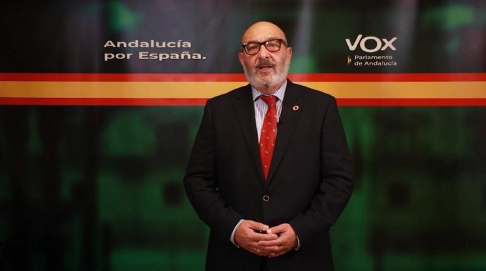 El parlamentario andaluz de Vox por Córdoba y presidente provincial del partido, Alejandro Hernández.