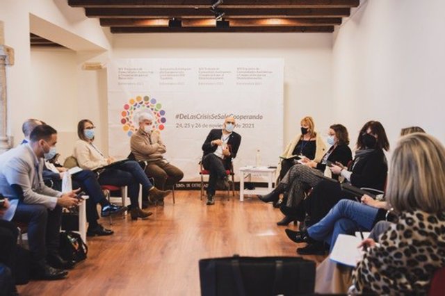 El Gobierno de La Rioja participa en la XIV edición del Encuentro de Comunidades Autónomas para discutir políticas de cooperación