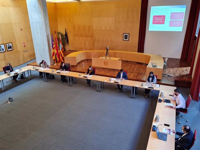 Encuentro en Menorca para presentar el detalle de los presupuestos de la CAIB para 2022 en lo que afecta a la isla.