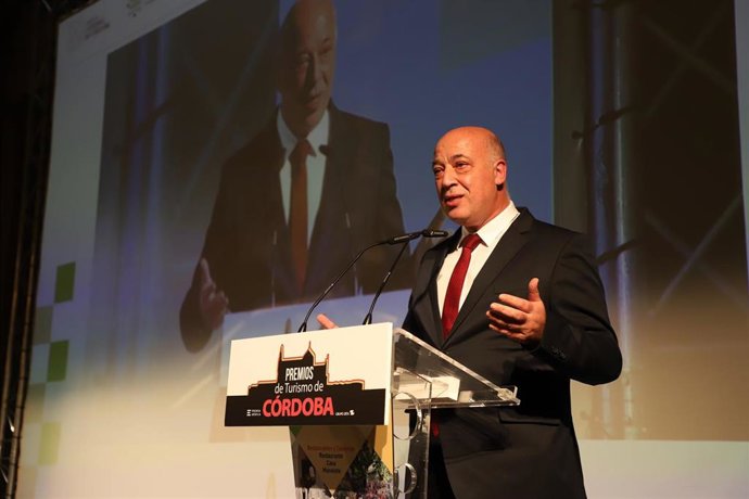 El presidente de la Diputación de Córdoba, Antonio Ruiz, participa en la entrega de los Premios de Turismo de 'Diario Córdoba'.