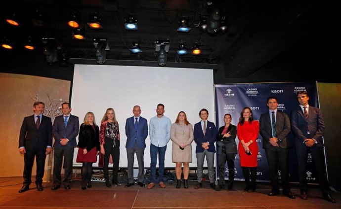 Entrega de los Premios a la Excelencia Empresarial del Ayuntamiento de Tomares y CIRE