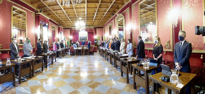 Archivo - Pleno del Ayuntamiento de Granada correspondiente a septiembre de 2021