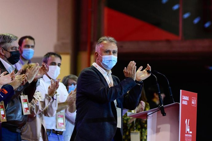 Ángel Víctor Torres