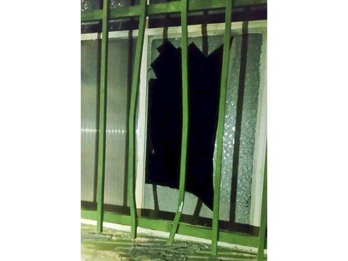 Policía de Torrejón evita la ocupación de una nave por integrantes de una mafia de tráfico de viviendas