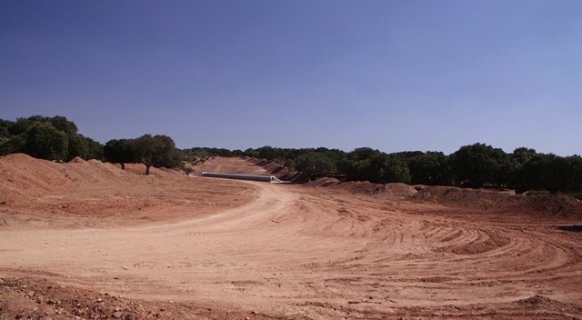 Archivo - Apertura de pista para la mina de Retortillo (Salamanca). Mina uranio. Declaración de Impacto Ambiental