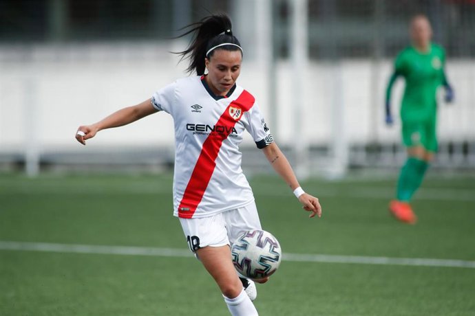 Archivo - Camila Sáez con el Rayo Vallecano