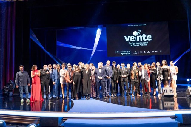 Foto de familia de la gala 'Almería en corto' de Fical