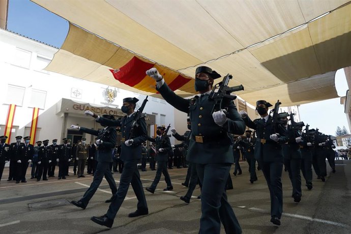 Archivo - Foto de archivo de un acto de la Guardia Civil con motivo de la festividad de la Virgen del Pilar en Málaga.