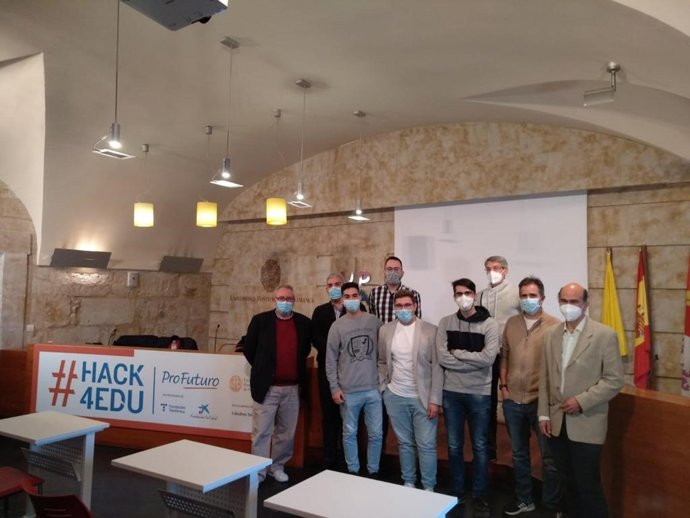 Participantes en el concurso #hack4edu .